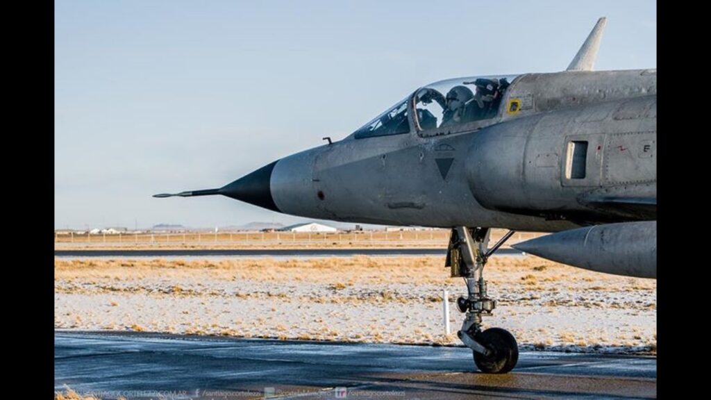 Mirage IIIEA-24